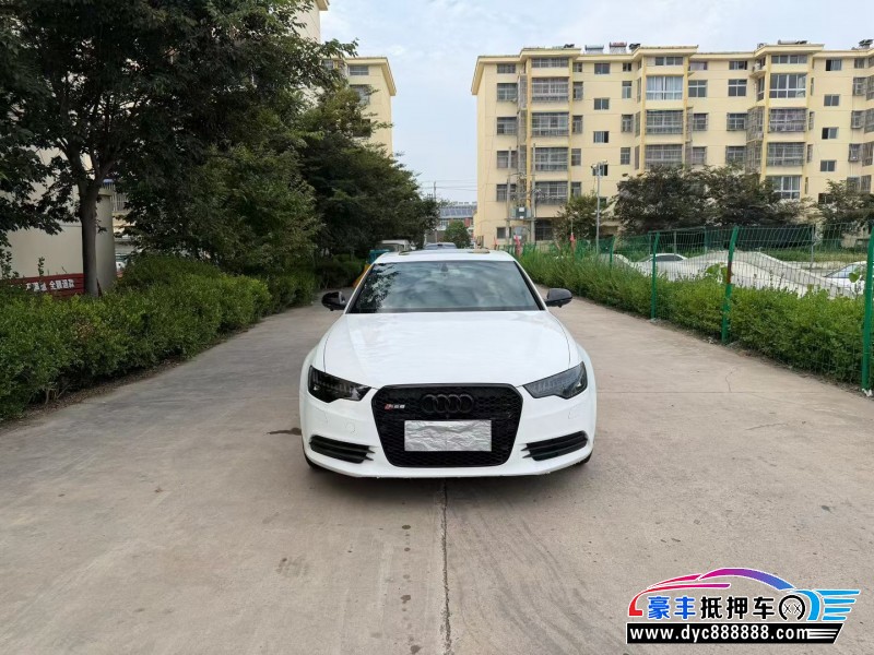 抵押车出售14年奥迪A6L轿车