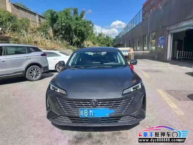 抵押车出售24年长安逸动轿车