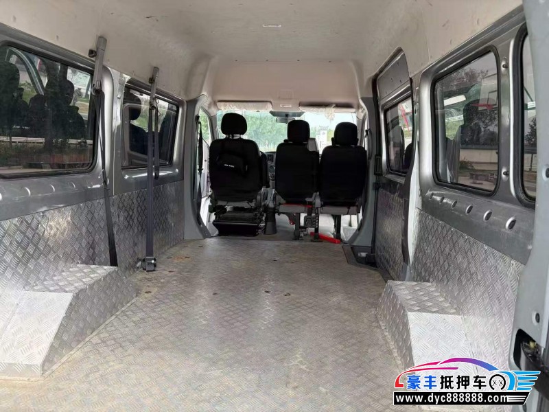 23年福田图雅诺轿车抵押车出售