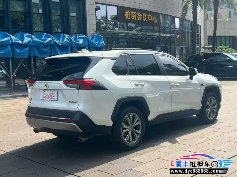 24年丰田RAV4轿车抵押车出售