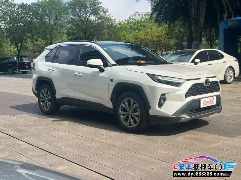 24年丰田RAV4轿车抵押车出售