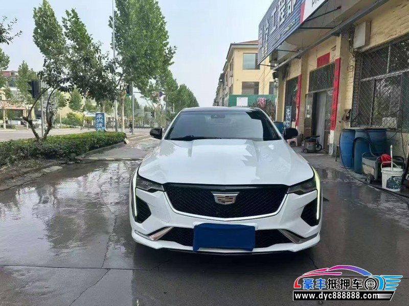 抵押车出售20年凯迪拉克CT4轿车