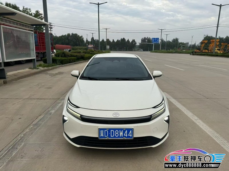 抵押车出售26年丰田卡罗拉轿车
