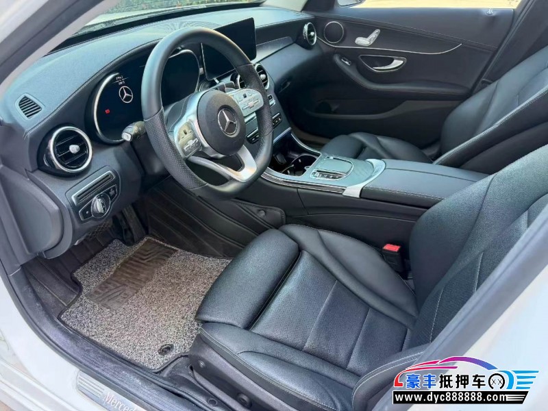 21年奔驰C轿车抵押车出售