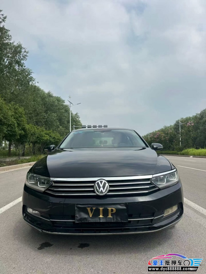 18年大众迈腾轿车抵押车出售