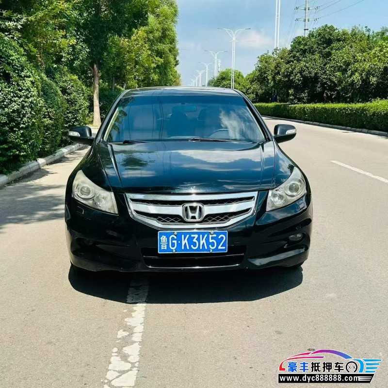 抵押车出售12年本田雅阁轿车
