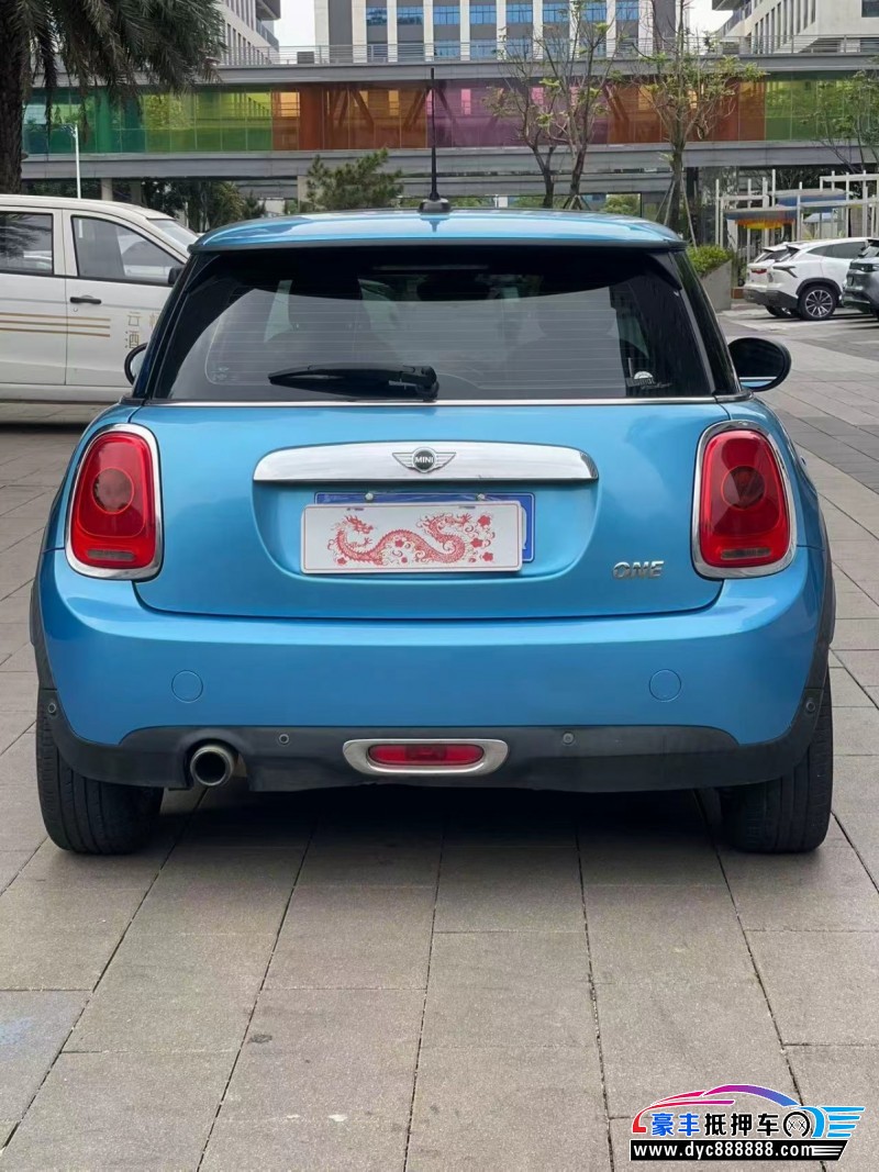16年宝马MINI轿车抵押车出售