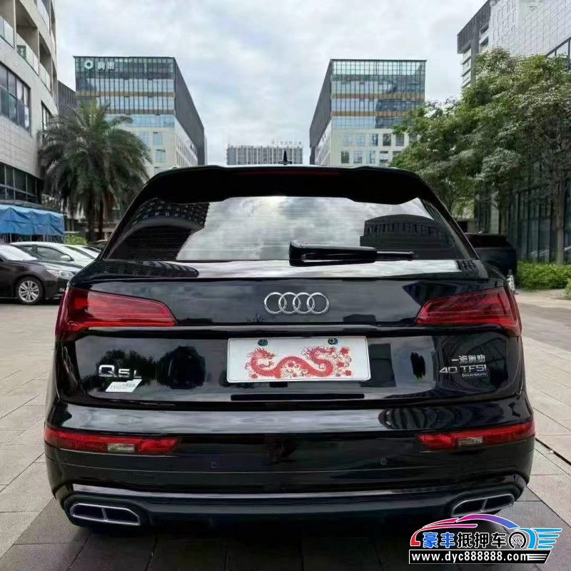 23年奥迪Q5轿车抵押车出售