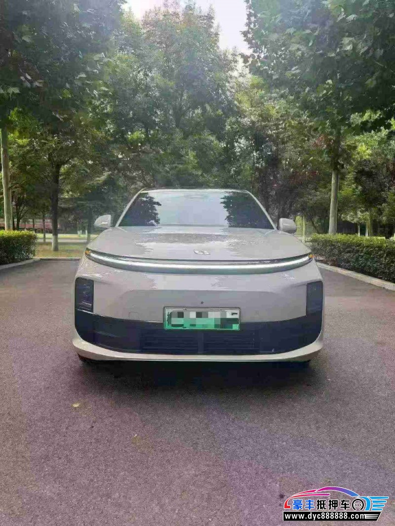 25年理想L6轿车抵押车出售