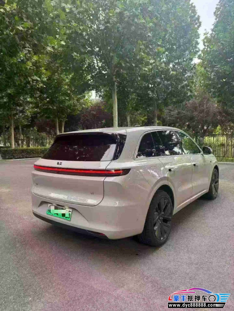 25年理想L6轿车抵押车出售