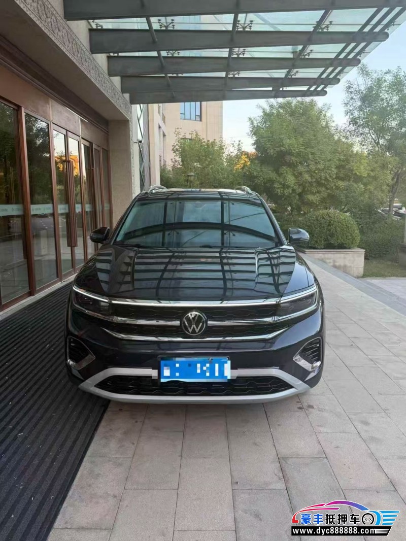 抵押车出售22年大众揽镜轿车