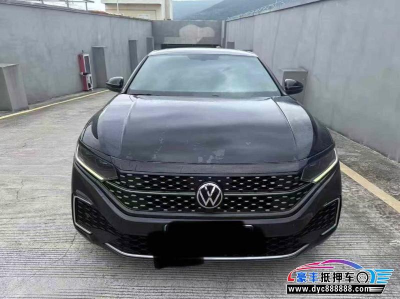 抵押车出售21年大众帕萨特轿车