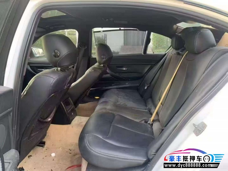 13年宝马3系轿车抵押车出售