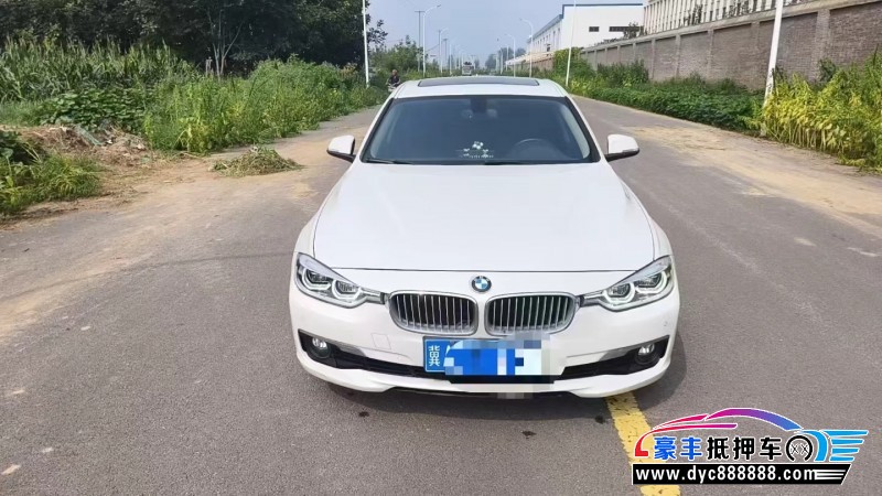 抵押车出售19年宝马3系轿车