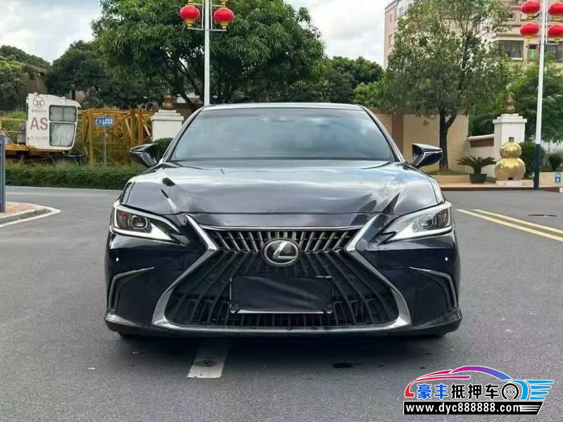 24年雷克萨斯ES轿车抵押车出售