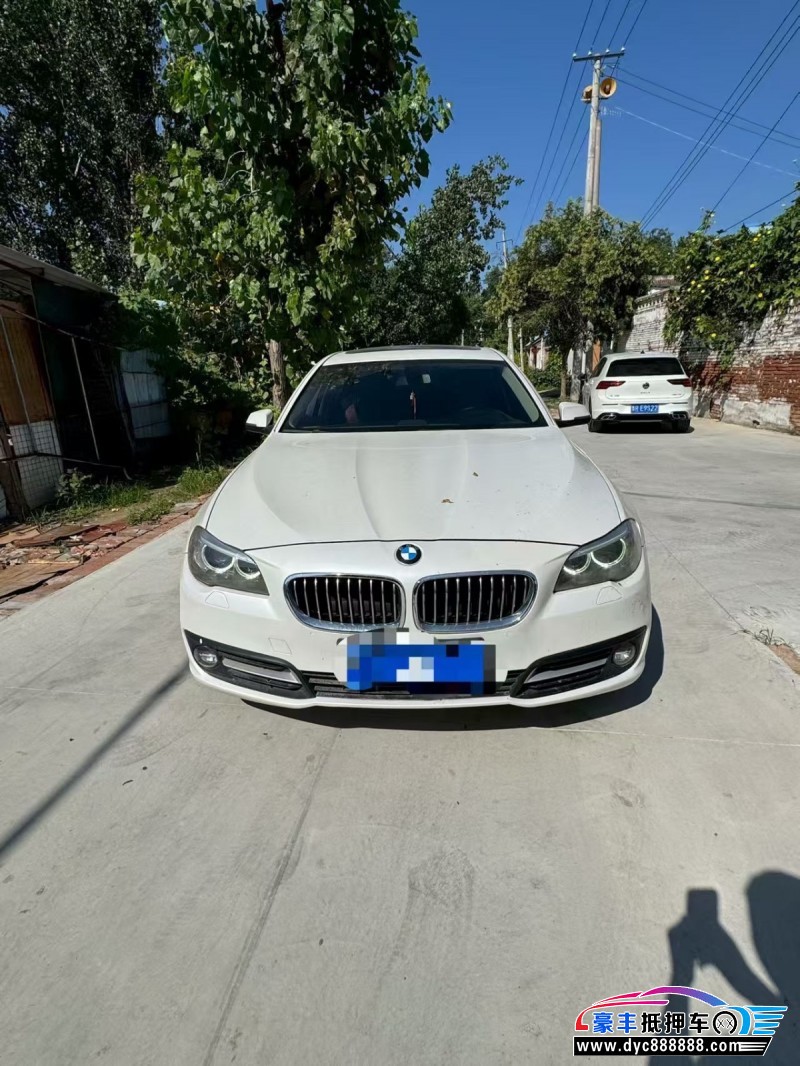 抵押车出售16年宝马5系轿车
