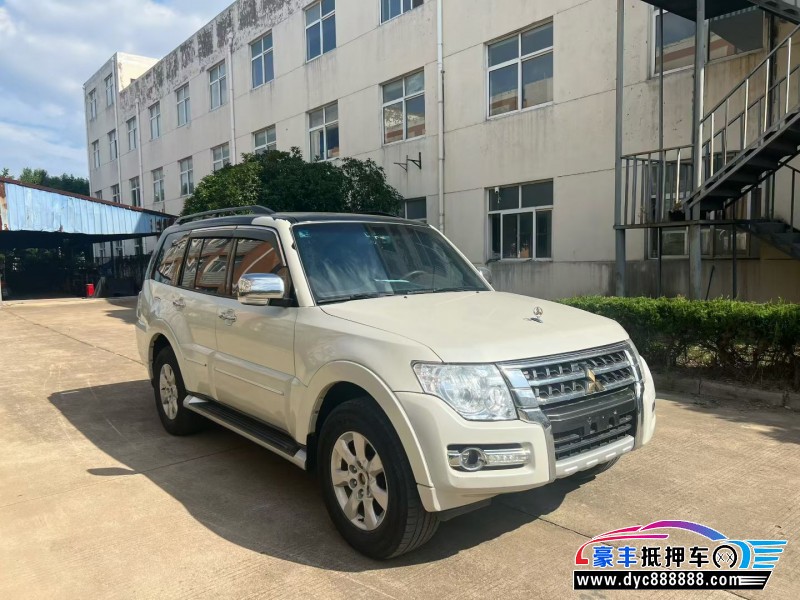 20年三菱帕杰罗SUV抵押车出售