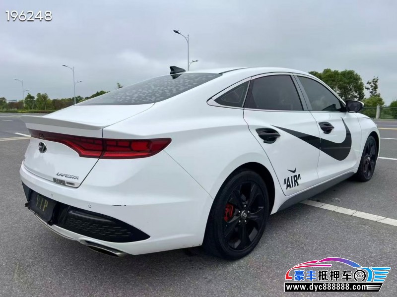 19年现代菲斯塔轿车抵押车出售