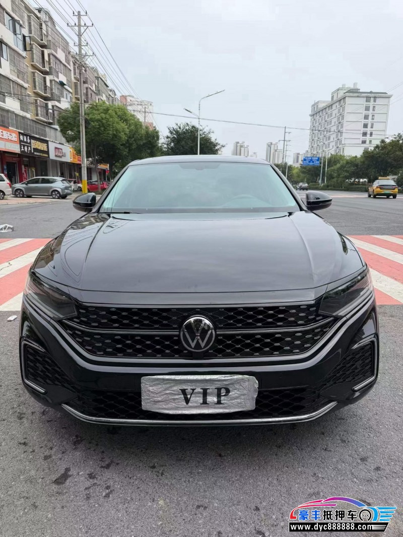抵押车出售25年大众帕萨特轿车