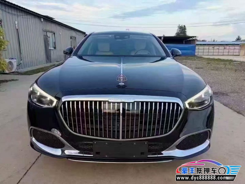 抵押车出售23年奔驰迈巴赫S级轿车