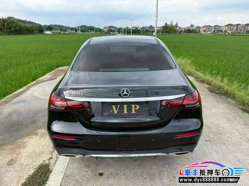 23年奔驰E轿车抵押车出售