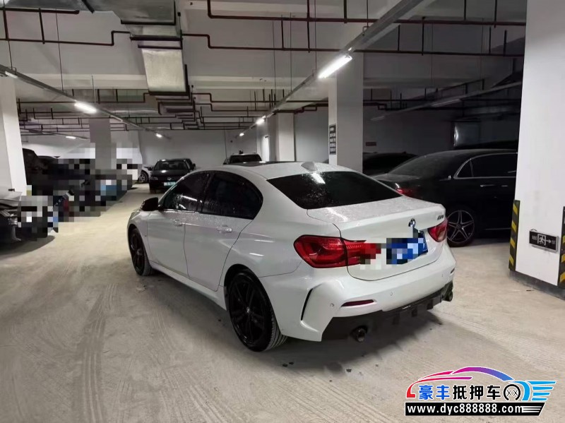 22年宝马1系轿车抵押车出售
