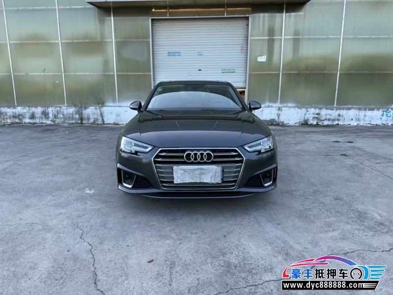 19年奥迪A4L轿车抵押车出售