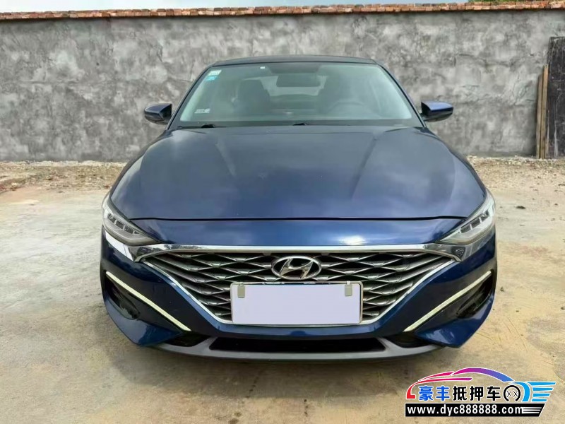 21年现代菲斯塔轿车抵押车出售