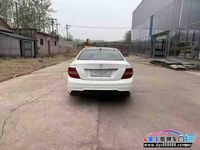 15年奔驰C轿车抵押车出售