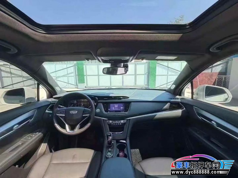 21年凯迪拉克xt6轿车抵押车出售