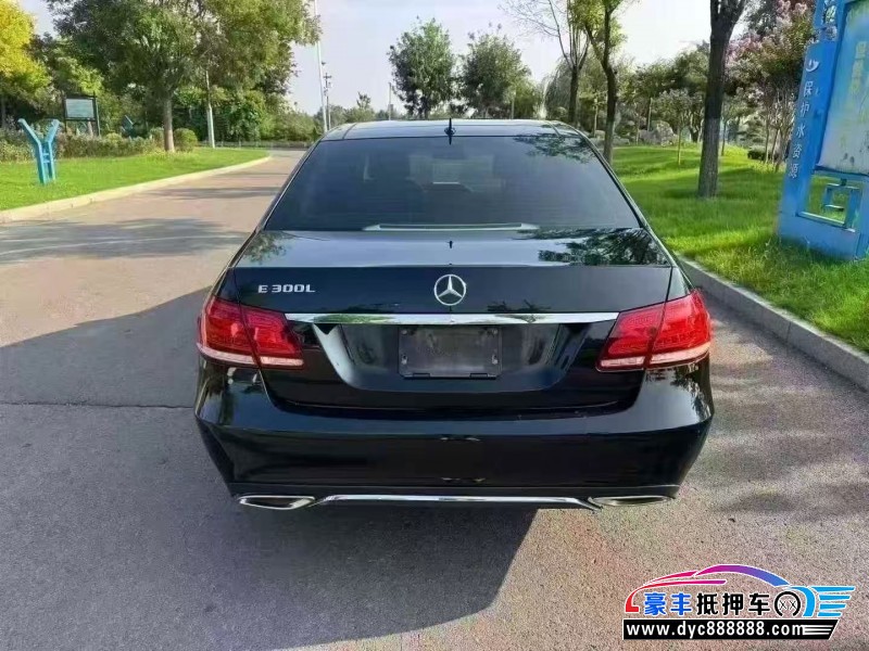 15年奔驰E轿车抵押车出售