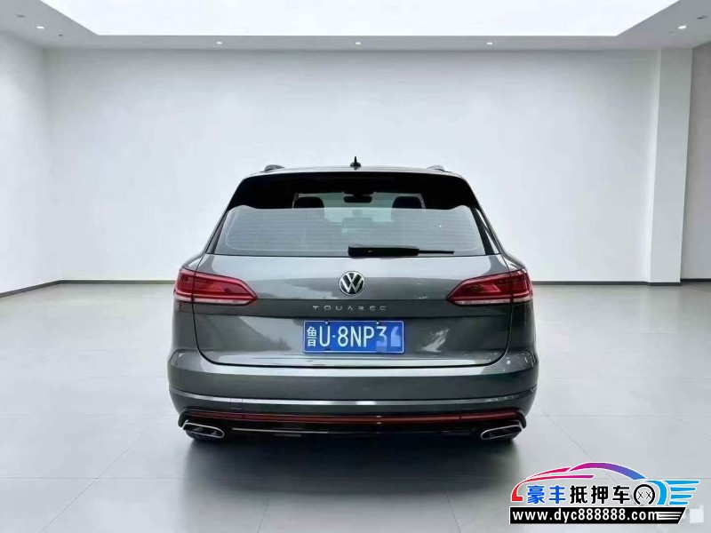 22年大众途锐轿车抵押车出售