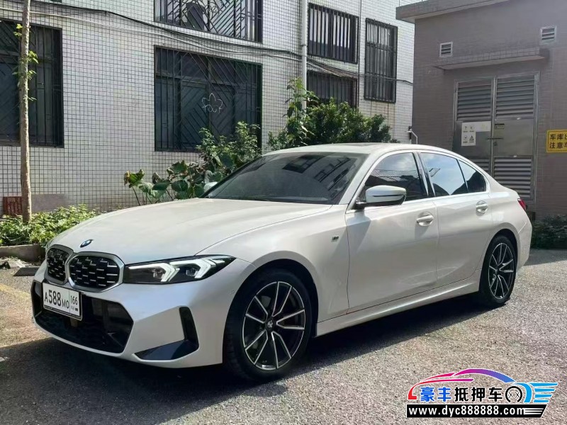 26年宝马3系轿车抵押车出售