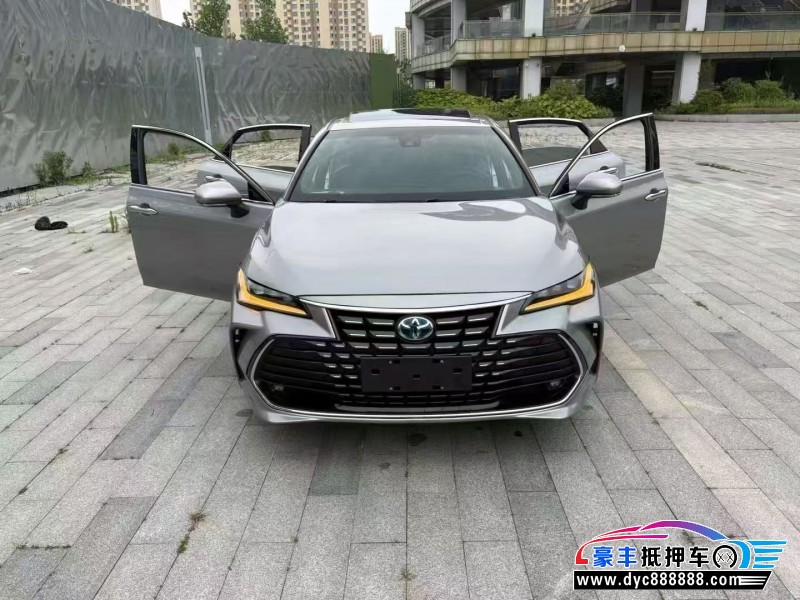 抵押车出售23年丰田亚洲龙轿车