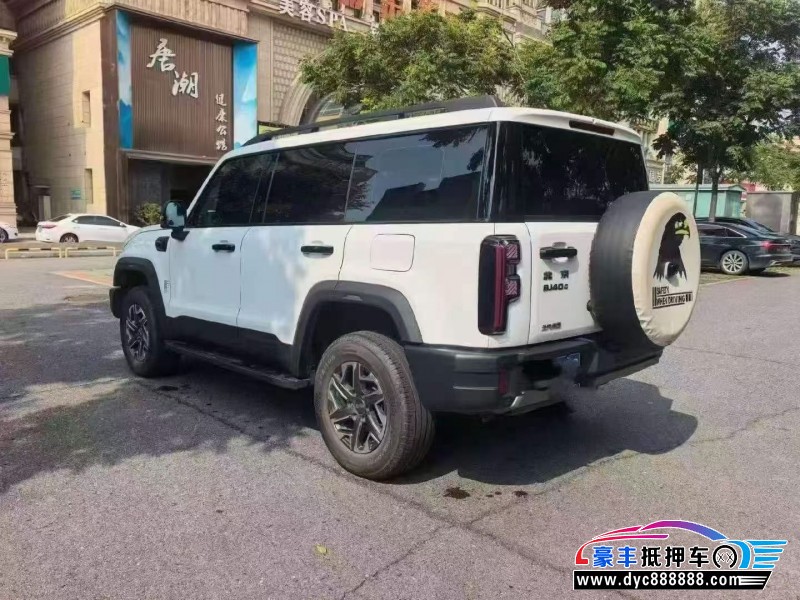 25年北京BJ40轿车抵押车出售