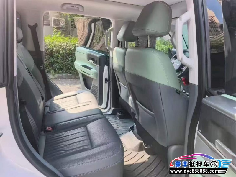 25年北京BJ40轿车抵押车出售