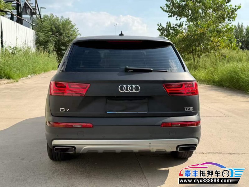 19年奥迪Q7轿车抵押车出售