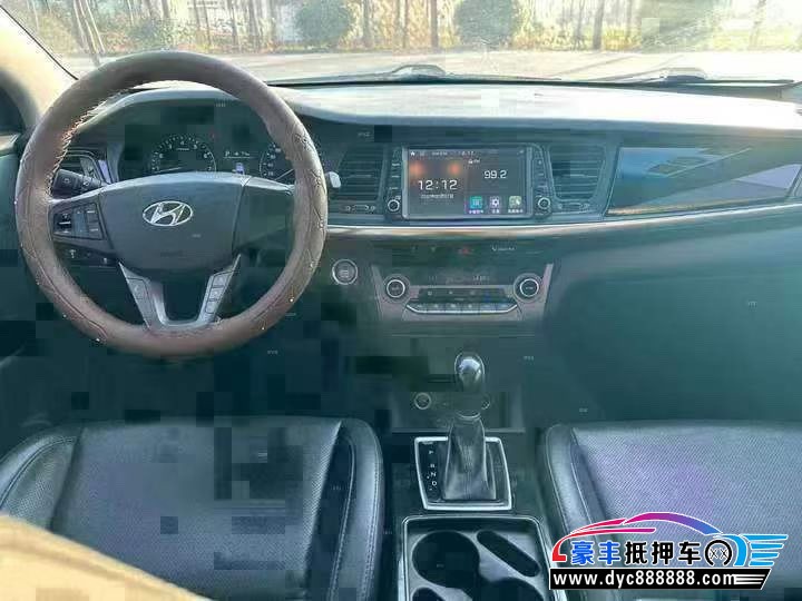 17年现代名图轿车抵押车出售