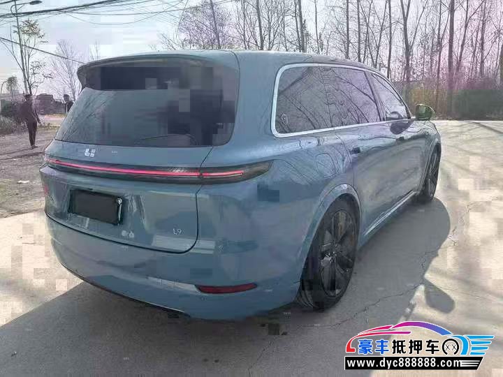 22年理想L9轿车抵押车出售