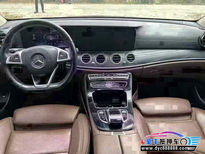 17年奔驰E轿车抵押车出售