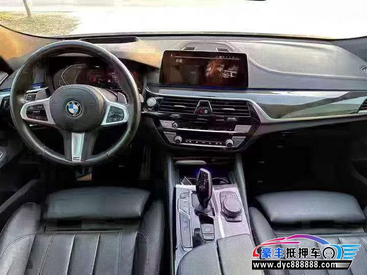 20年宝马6系轿车抵押车出售
