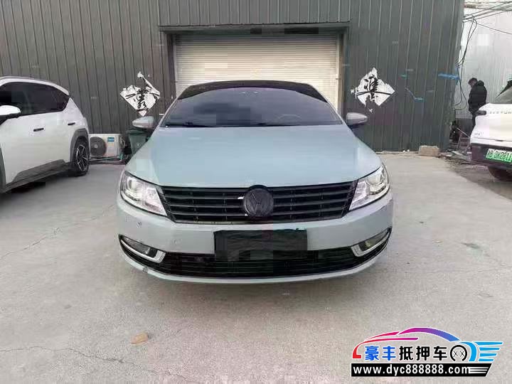 抵押车出售14年大众CC轿车