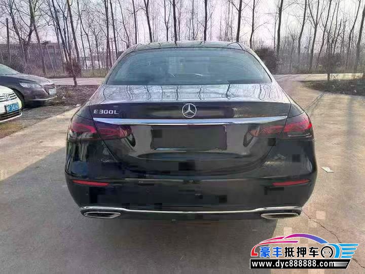25年奔驰E轿车抵押车出售