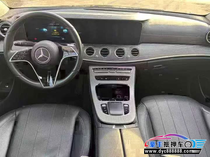 25年奔驰E轿车抵押车出售