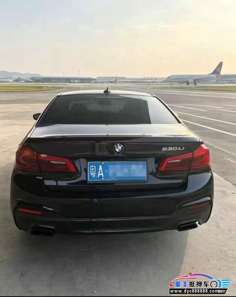 17年宝马5系轿车抵押车出售