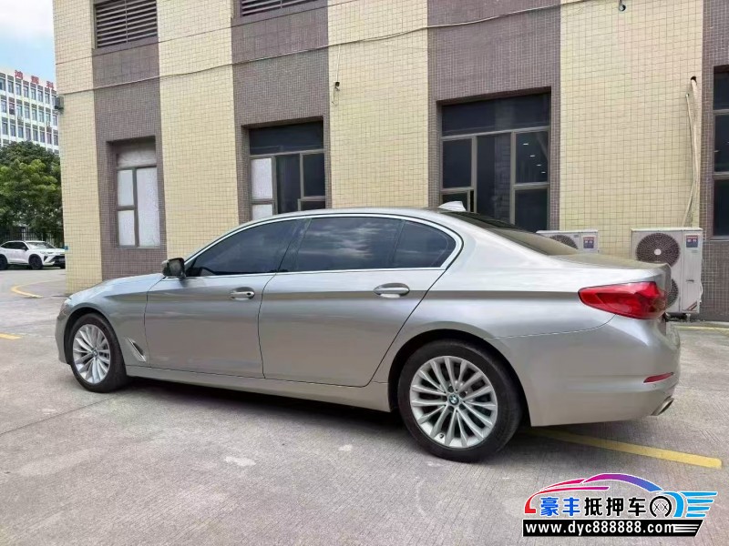 19年宝马5系轿车抵押车出售