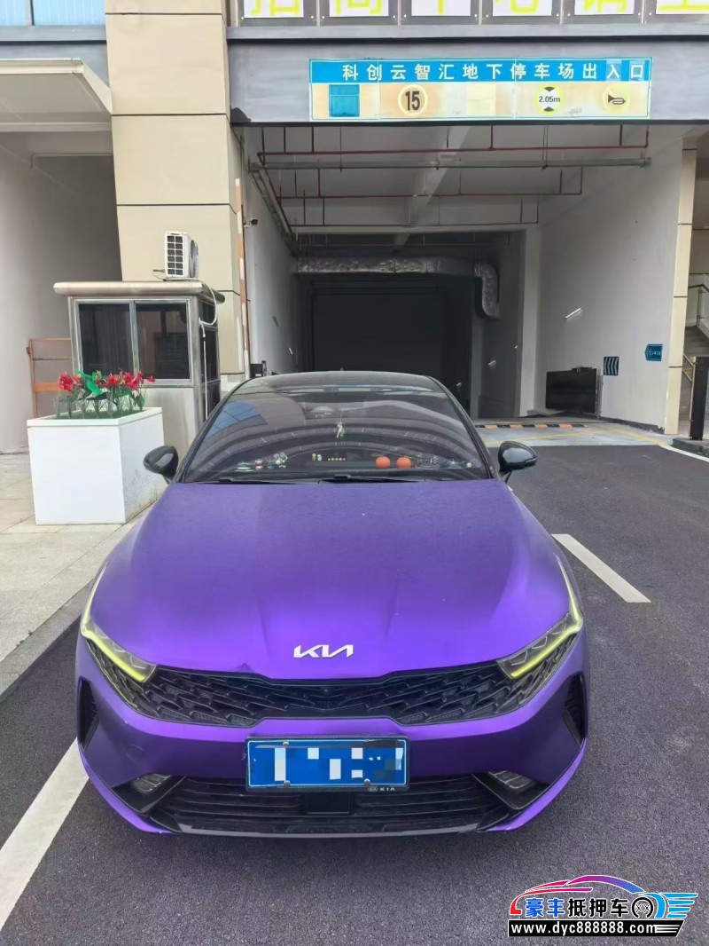 抵押车出售21年起亚K5轿车