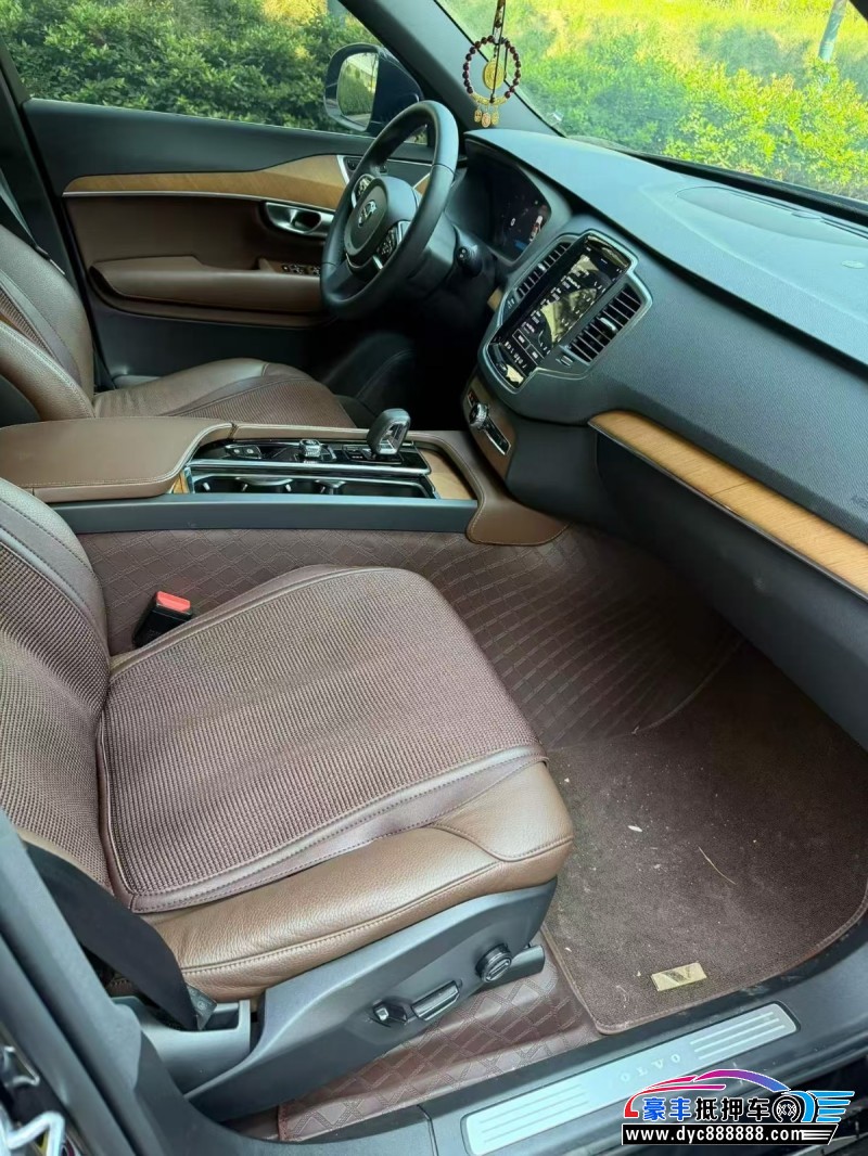 24年沃尔沃XC90轿车抵押车出售