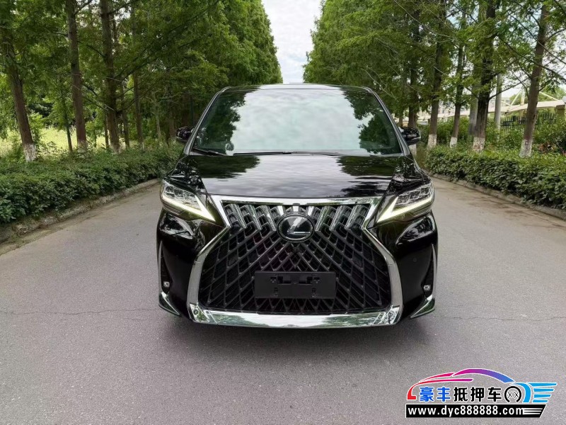 抵押车出售23年雷克萨斯lm轿车