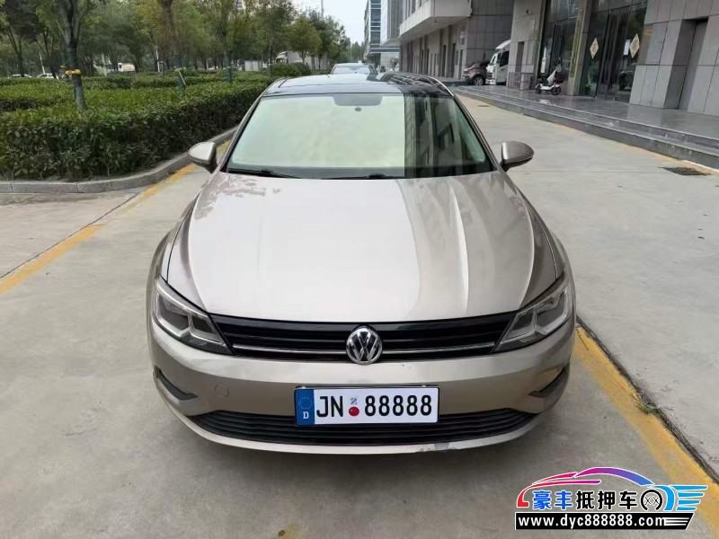 抵押车出售16年大众凌渡轿车